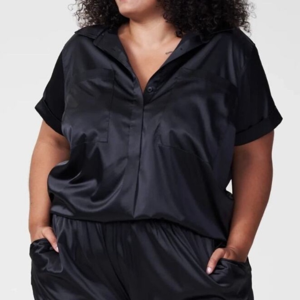 Universal Standard Trish Satin Button Pocket Short Sleeve Top